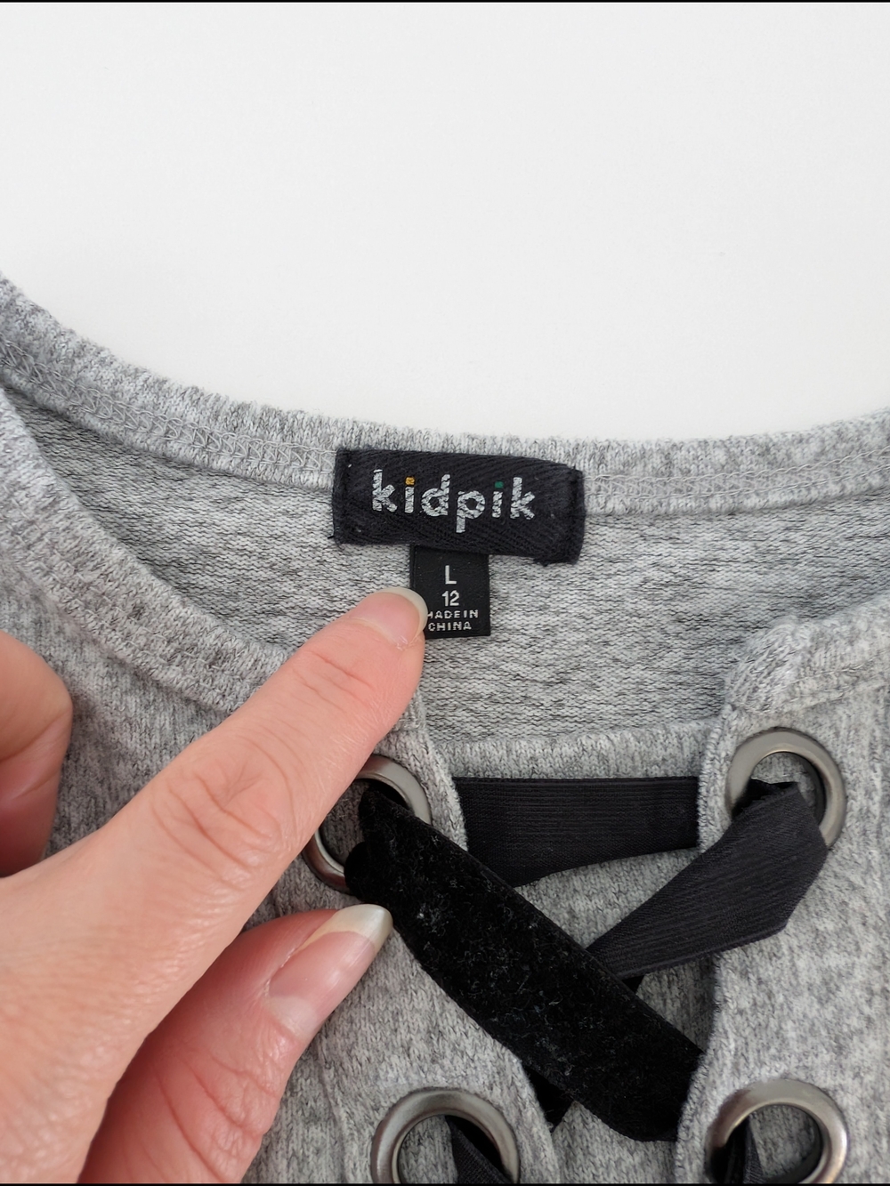 kidpik Girl's L 10-12 Gray Lace-Up Crewneck Pullover Top Long Sleeve Sweater - Picture 3 of 6